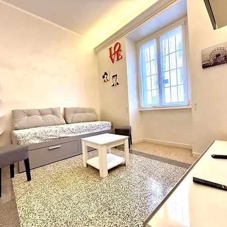 Re Di - Iside House Appartement *